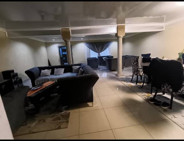 3 BEDROOM PROPERTY TO RENT IN WITPOORTJIE